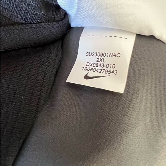 Nike Run Division 4" Dri-Fit ADV Running Black Shorts - Picture 12 of 13